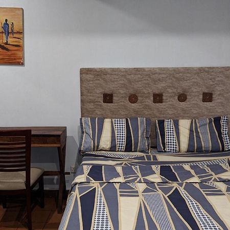 A Lovely Studio Apartment With Gym And Pool Access Dár Al-Szalám Kültér fotó