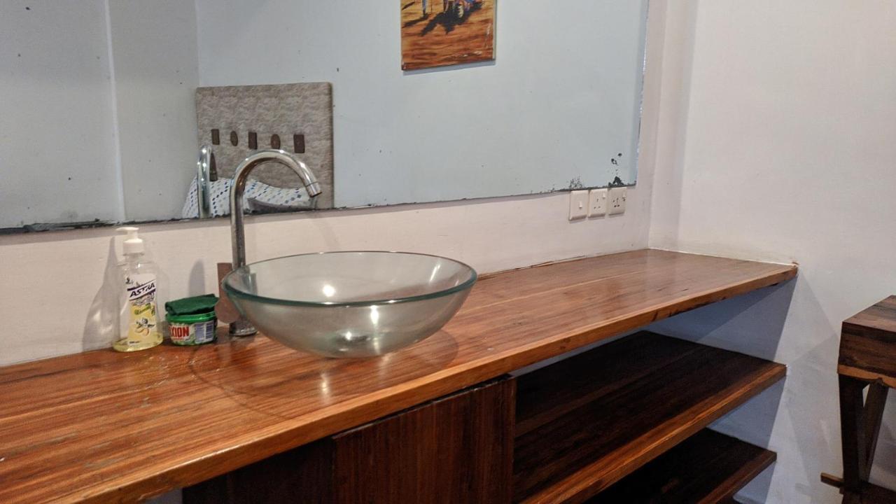 A Lovely Studio Apartment With Gym And Pool Access Dár Al-Szalám Kültér fotó
